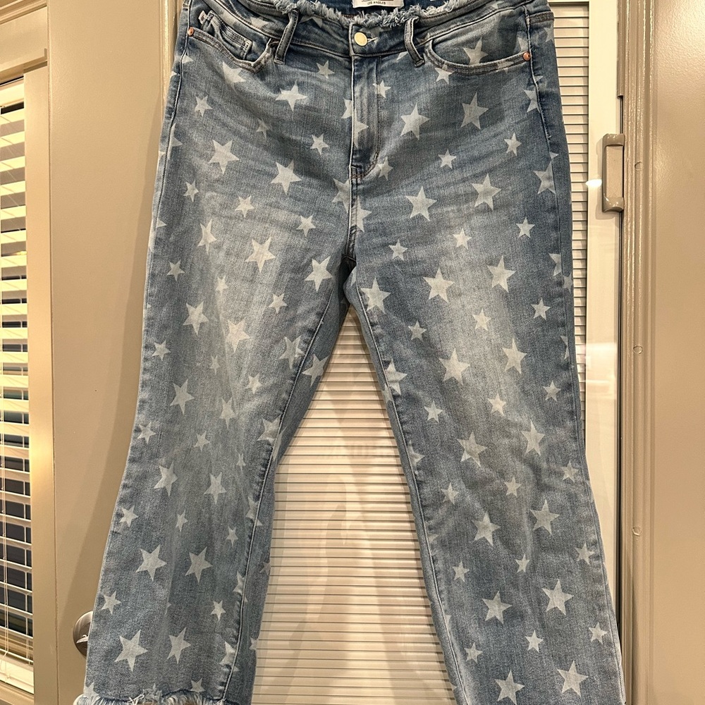 Judy Blue Cropped Star Jeans - Judy Blue Size 15